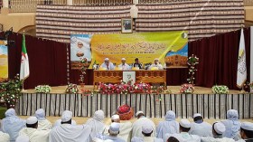 مشايخ ودكاترة يناقشون فكر الشيخ بيوض بغرداية