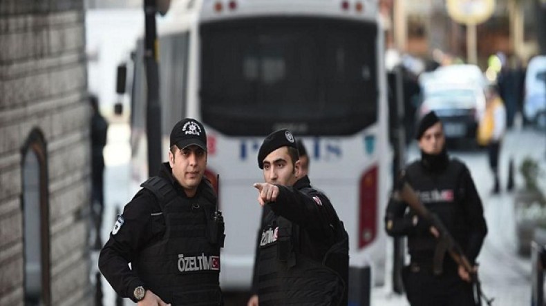 إيقاف 17 مشتبها على خلفية الهجوم على مطار أتاتورك