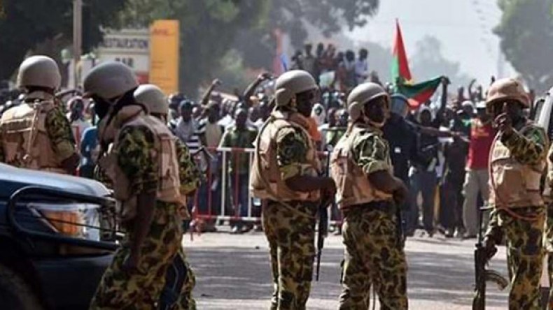 هجوم إرهابي يخلف 17 قتيلا على مطعم في بروكينافاسو