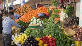 استقرار أسعار الخضر ولهيب يمس الفواكه بأسواق تيزي وزو