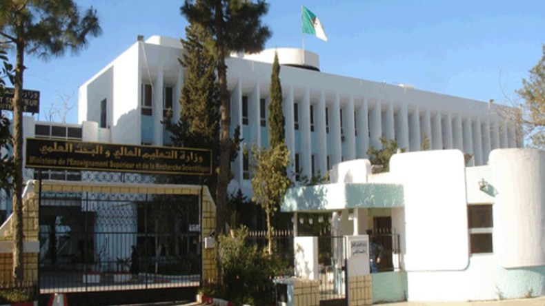 الأردن يطلب من الجزائر مزيدا من المنح الجامعية لطلبته