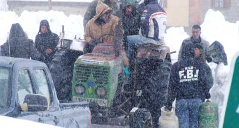 Pour faire face à la neige, le froid et les pluies: des cellules de crise au niveau des bidonvilles