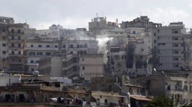 نشطاء سوريون: مقتل 20 في هجوم صاروخي في حلب