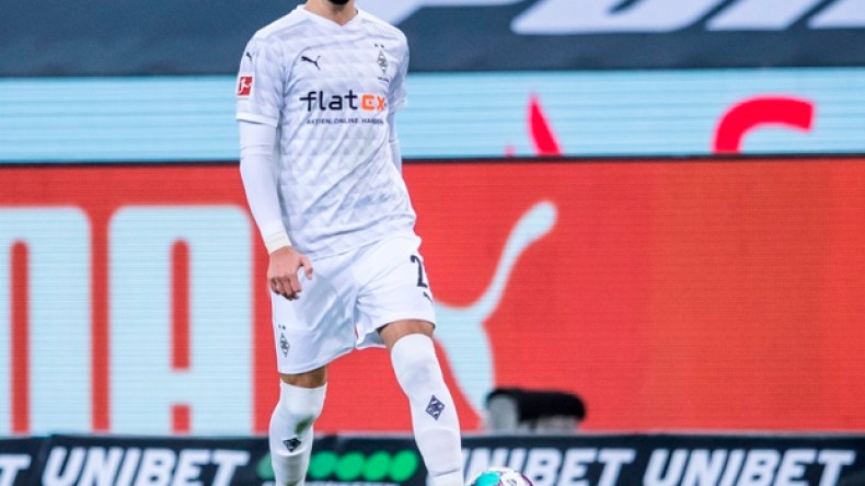 بن سبعيني: مباراة كبيرة وفوز رائع مع عودتي للملاعب