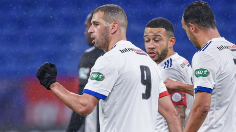 إسلام سليماني: سعيد بتسجيلي هدفي الأول رفقة ليون