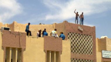 Ils se sont ligotés et mutilés à l’aide de couteaux : des chômeurs de Ouargla menacent d’organiser un suicide collectif