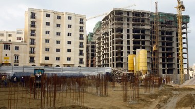 Contractors ask for Fiscal Cuts to Save Housing Projects