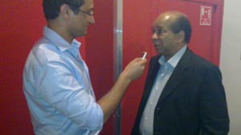 بوتفليقة بكى ليبيا أمامي ونصح القذافي أن يرحم شعبه