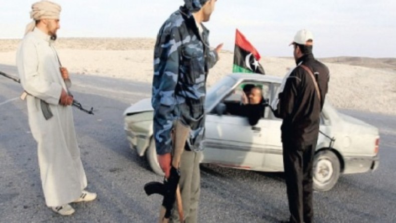 مقتل جندي تونسي على الحدود مع ليبيا واغلاق معبر حدودي