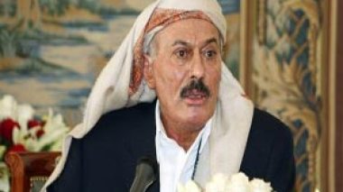 Yémen: M. Saleh obtient l'immunité, feu vert au candidat à sa succession