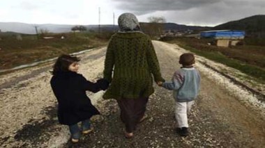 Plus de 100.000 Syriens ont quitté le pays en août(HCR)
