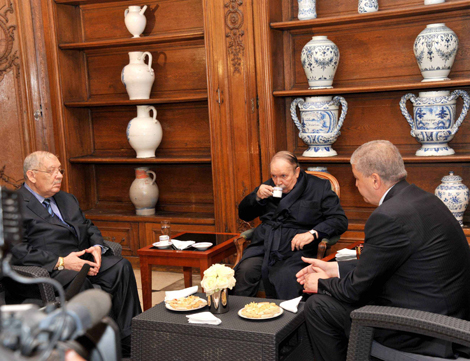 Pt Bouteflika returns to Val- De-Grâce hospital in Paris for medical check-up