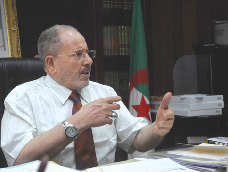 Pubic lunch in Ramadan is ridiculous act, says minister