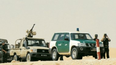 Algerian border guards turn back Syrians expelled from Morocco