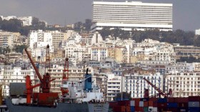 الجزائر: انخفاض واردات السكر خلال الأشهر الـ11 الأولى من 2013