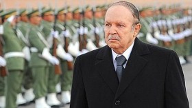 بوتفليقة يشيد بأداء الجيش في موقعة تيقنتورين