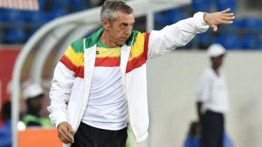 Malians threaten to “kill” Mali’s failing football coach Alain Giresse