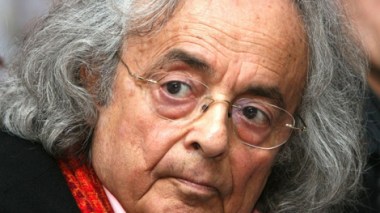 Adonis: fatwa calling for burning my books in Algeria is shameful