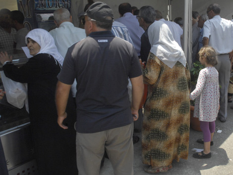 Ramadan 2013: Rich citizens in markets of solidarity