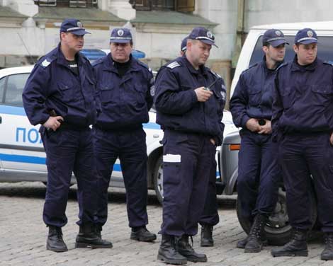 Algerian Illegal Immigrants severely beaten by Bulgarian cops