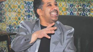 Cheb Khaled to Echorouk: “I did not and I will not disclaim from Algerian Nationality”