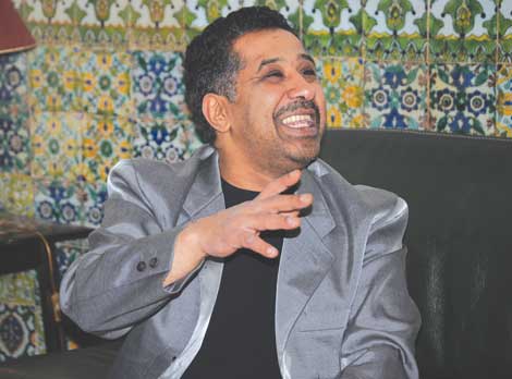 Cheb Khaled to Echorouk: “I did not and I will not disclaim from Algerian Nationality”