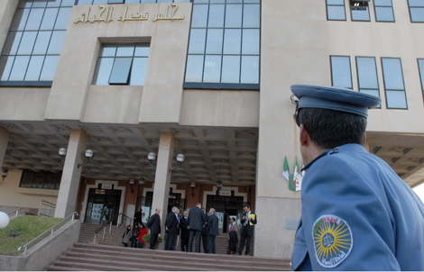Minister tells details on incidents at courts of Algiers and Oran