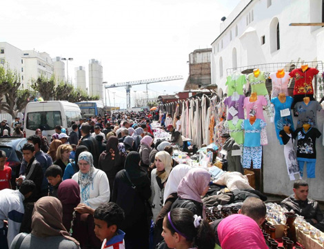 Chaotic traders: A million and half authorized to work in Ramadan