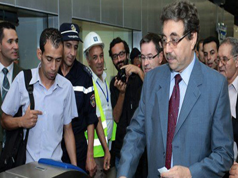 Sophisticated equipment at ports, airports and border centers to stop money smuggling and laundering