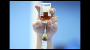Algerian kids injected with Israeli medicine in hospitals