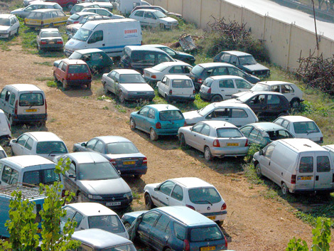 Tiaret: démantèlement d’un réseau international de trafic de voitures