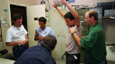 Bulgaria detains 100 Algerian illegal immigrants