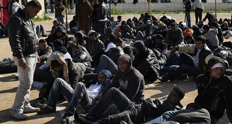 Espagne:Des harraga algériens entament un sit-in ouvert