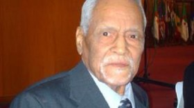 وفاة شيخ المؤرخين الجزائريين الدكتور أبو القاسم سعد الله