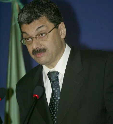 Algeria: 2013 Finance Complementary Law is “under house arrest”