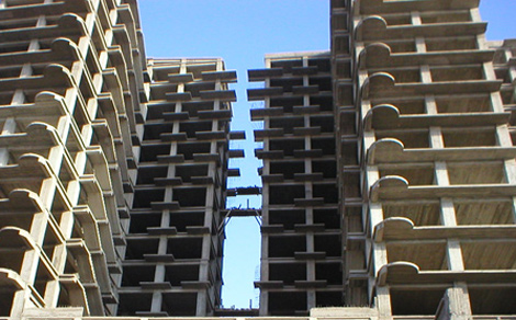 CEO signs deals with French Jew after liquidating Algerian partners