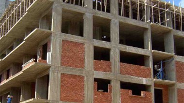 60 local and foreign companies accredited to build houses in Algeria