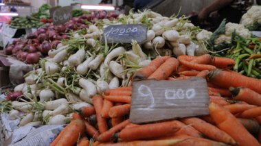 Algeria: Wholesale prices of fruits and vegetables posted on the Internet