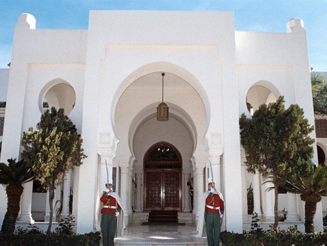 Creation of a national pole to support the power's candidate to Presidential elections