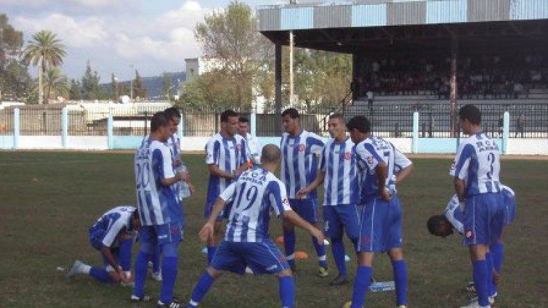 الرابطة المحترفة الثانية… الرائد والملاحق في خطر