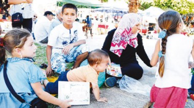 12.000 Syrians Escape War, only 3400 live Legally in Algeria