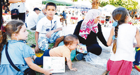 12.000 Syrians Escape War, only 3400 live Legally in Algeria