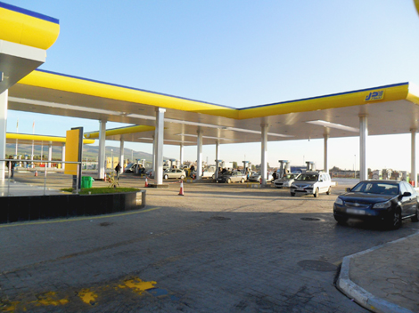 Naftal wastes 3,420 billion on 7 gas stations on Algeria East-West Motorway