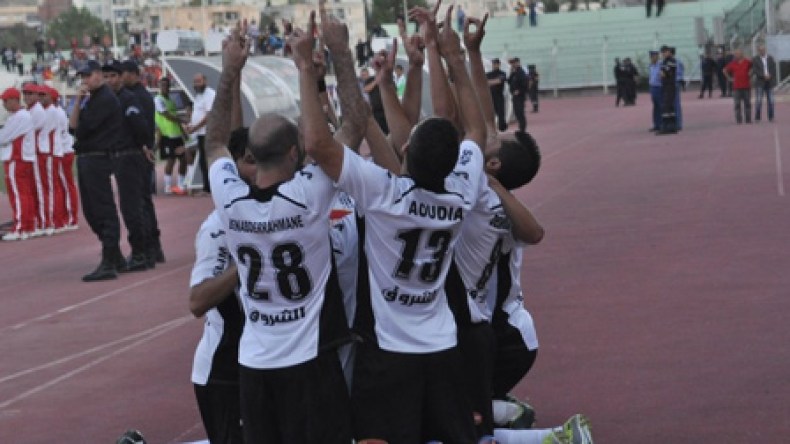 الوفاق يستغل تعثر الحراش وينفرد بالريادة