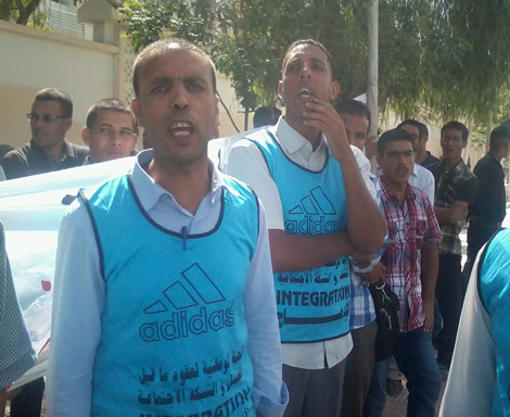 Les travailleurs du pré-emploi menacent d' “investir”Alger
