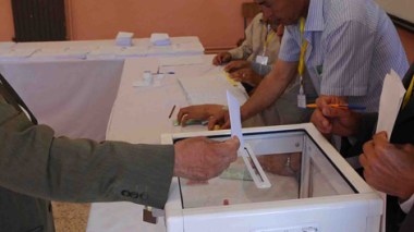 45 jours devant  Bouteflika et ses «concurrents» pour déposer les dossiers de candidature