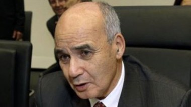 Youcef Yousfi to be questioned about oil smuggling and illegal sale