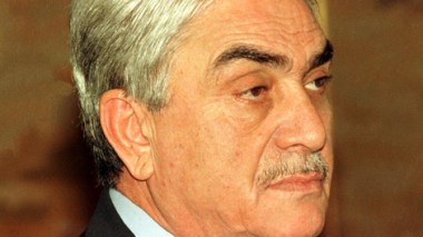 Zeroual to receive delegations to discuss candidacy for presidential elections