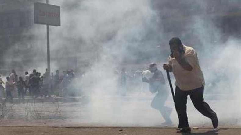 مصر: إحالة 84 شخصا للنيابة العسكرية بتهمة القتل وحرق كنائس