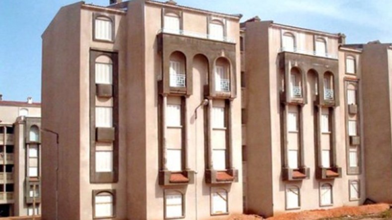 غليان شعبي لتأخر توزيع السكنات والقطع الأرضية بأدرار